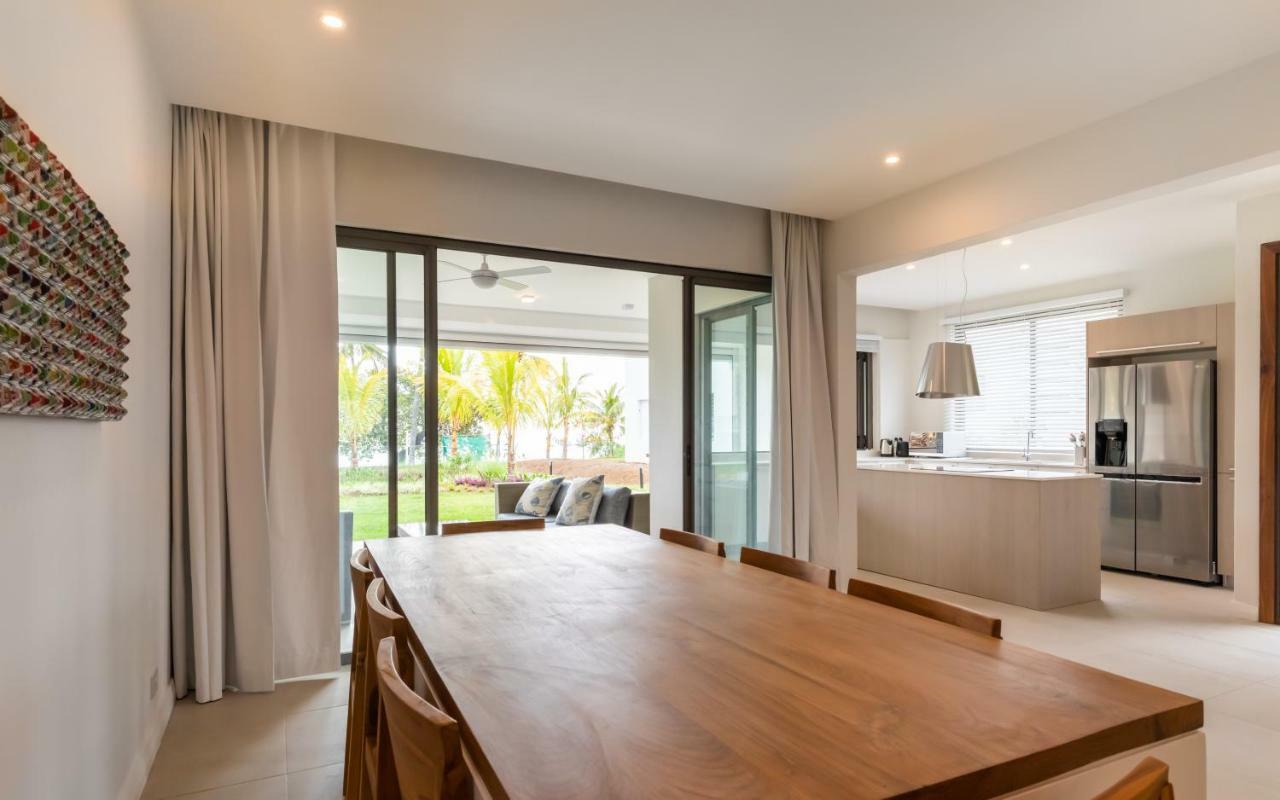 Caplage - Beachfront Ground Floor Apartment In 타마린 외부 사진